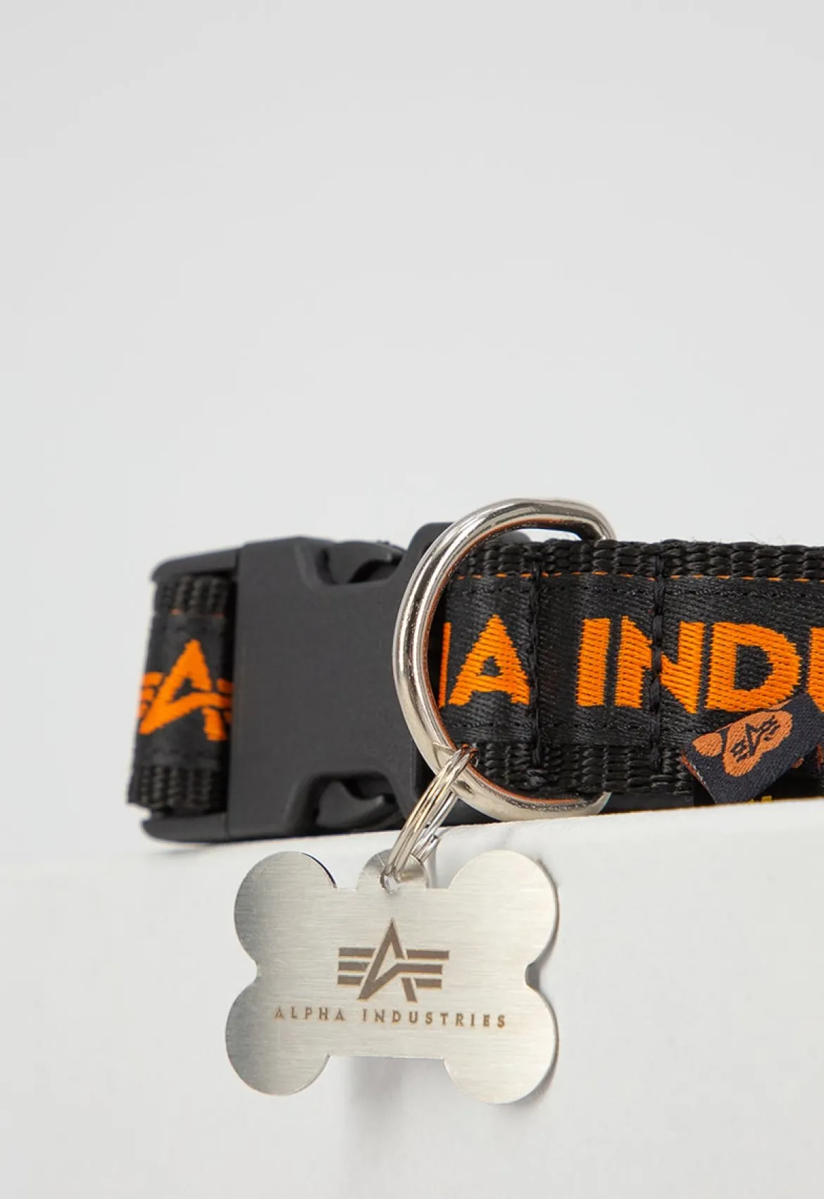 AI Dog-Tag-koiran kaulapanta