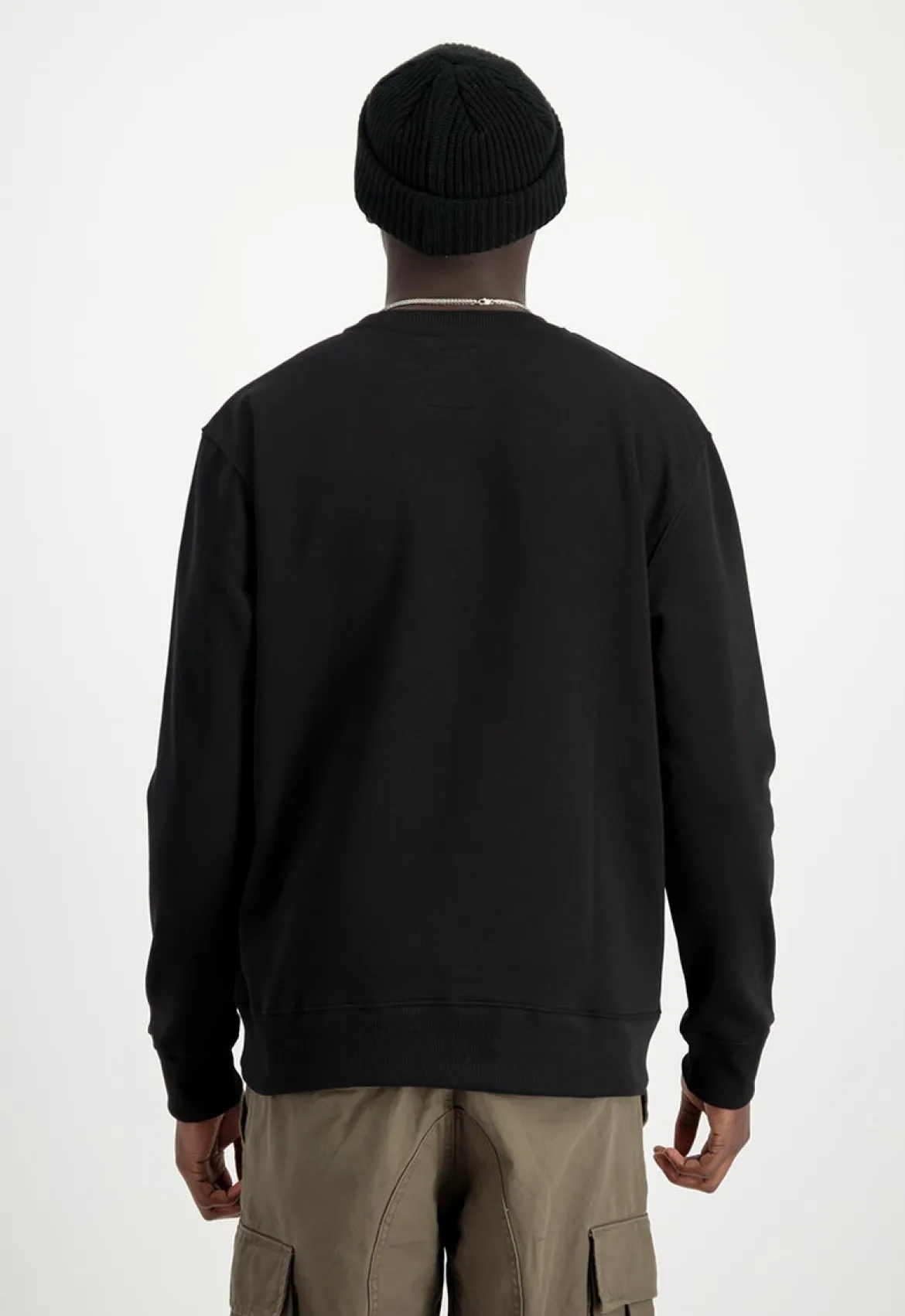 Alpha Industries Basic Sweater Carbon - Collegepaita, musta