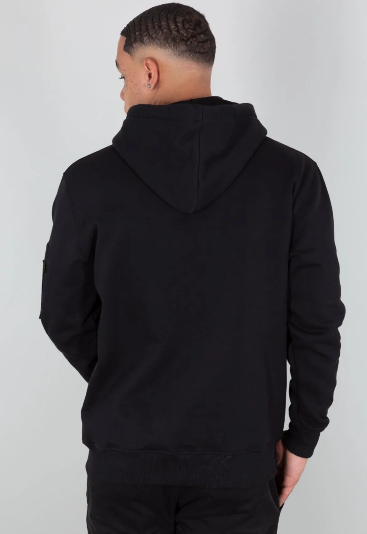 Alpha Industries Label - Huppari, musta