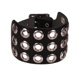 Bullet 69- Niittiranneke, 3 row eyelet