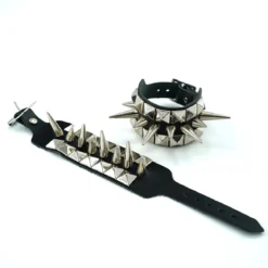 Bullet69 2row small pyramid and 1row small and medium spike - Niittiranneke