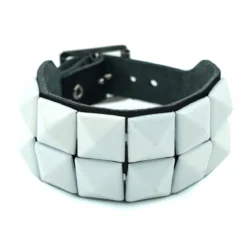 Bullet 69 2row white pyramid - Niittiranneke