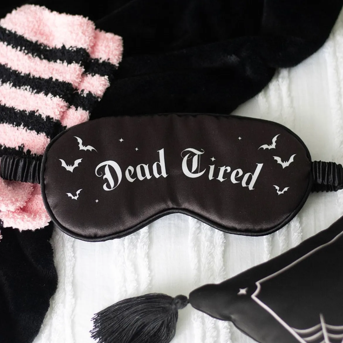Dead Tired - Satiini unimaski