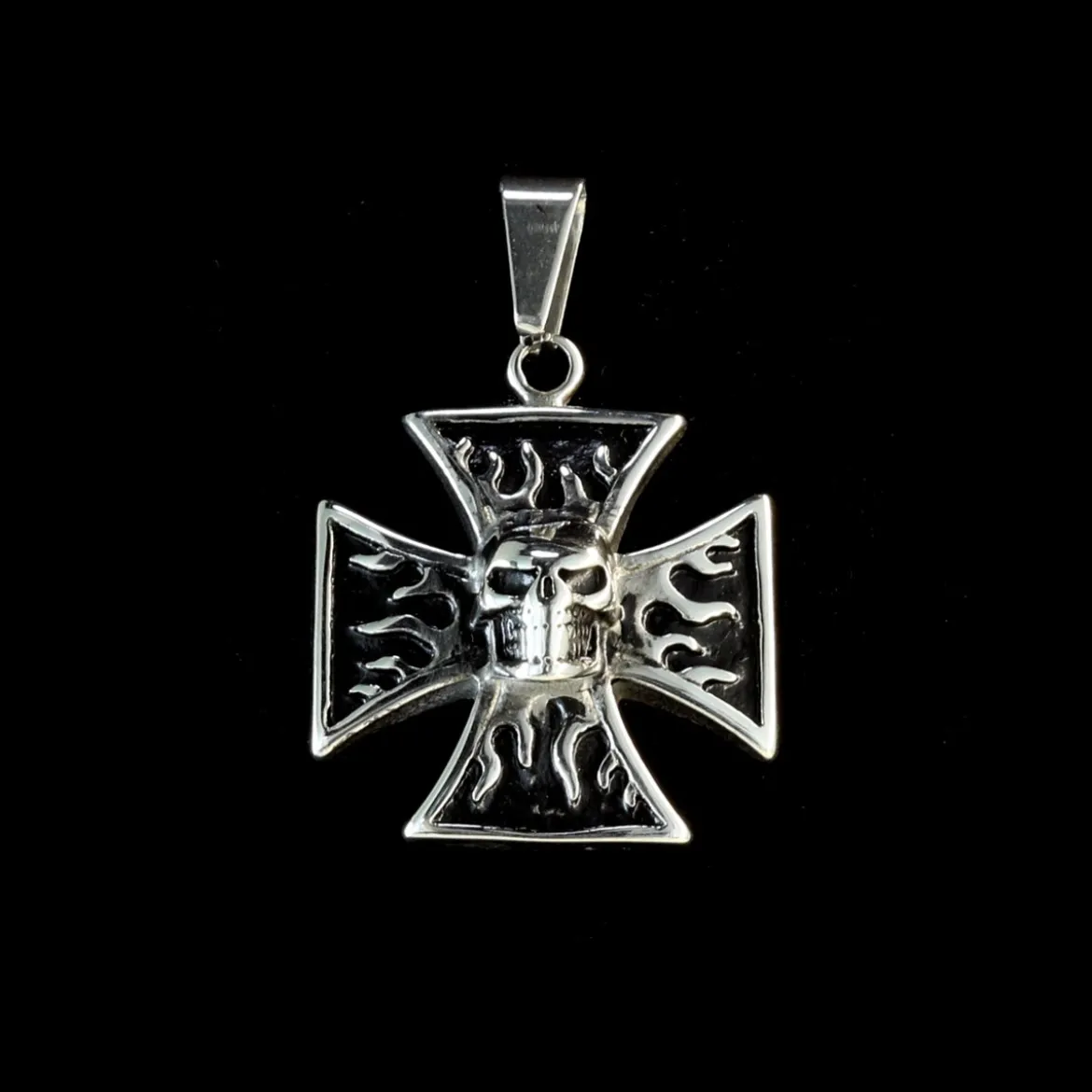 Flaming Cross - Riipus