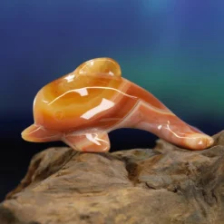 Karneoli Delfiini 7,5cm