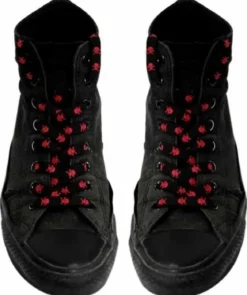 Kengännauhat, Black skulls