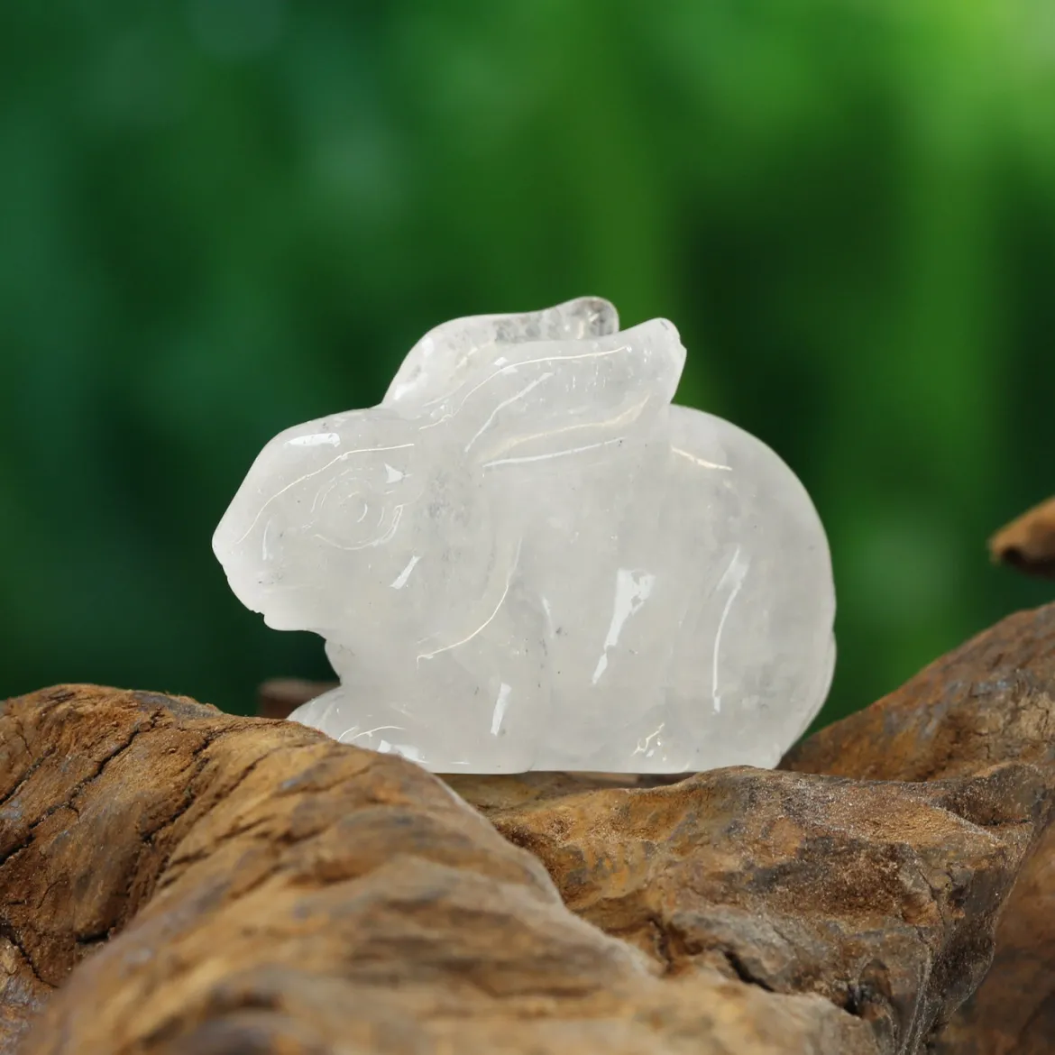 Kirkas kvartsi - Jänis 5cm