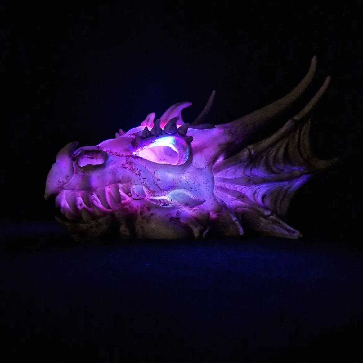 Nemesis Now Lumo - Koriste-esine LED valolla, 25cm