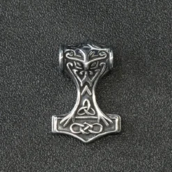 Norse Hammer - Riipus