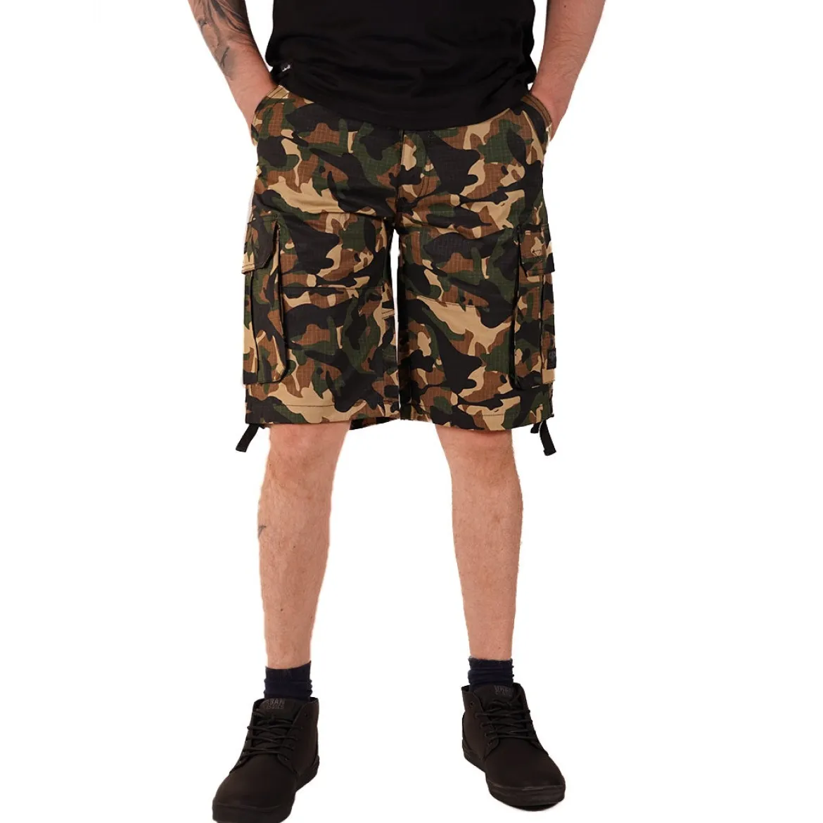 Pelle Pelle Basic Cargo Shorts- Shortsit, woodland