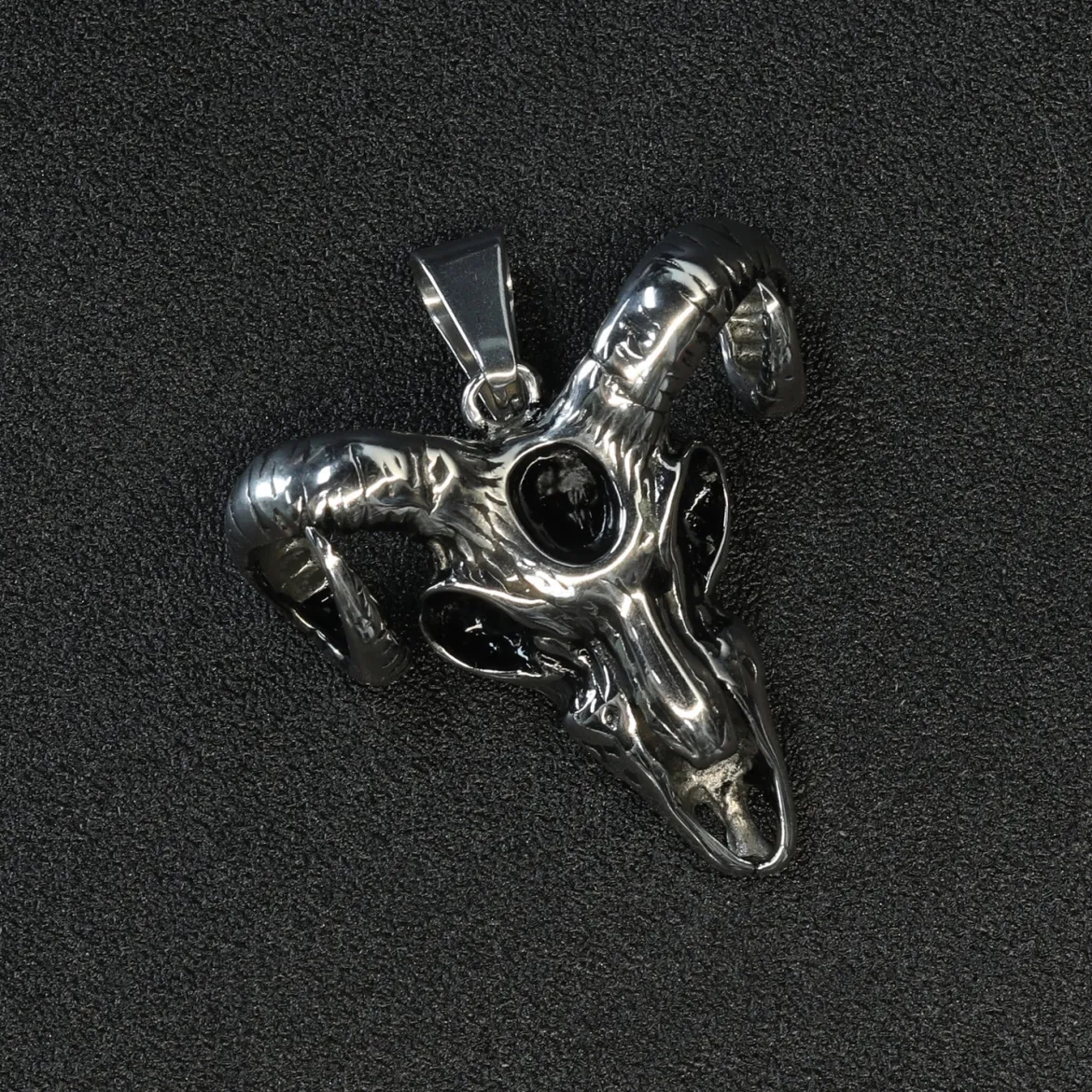 Ram Skull - Riipus