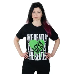 The Beatles: Love Me Do Graffiti Heart - T-paita