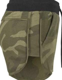 Urban Classics Camo - Hotpantsit, olive camo