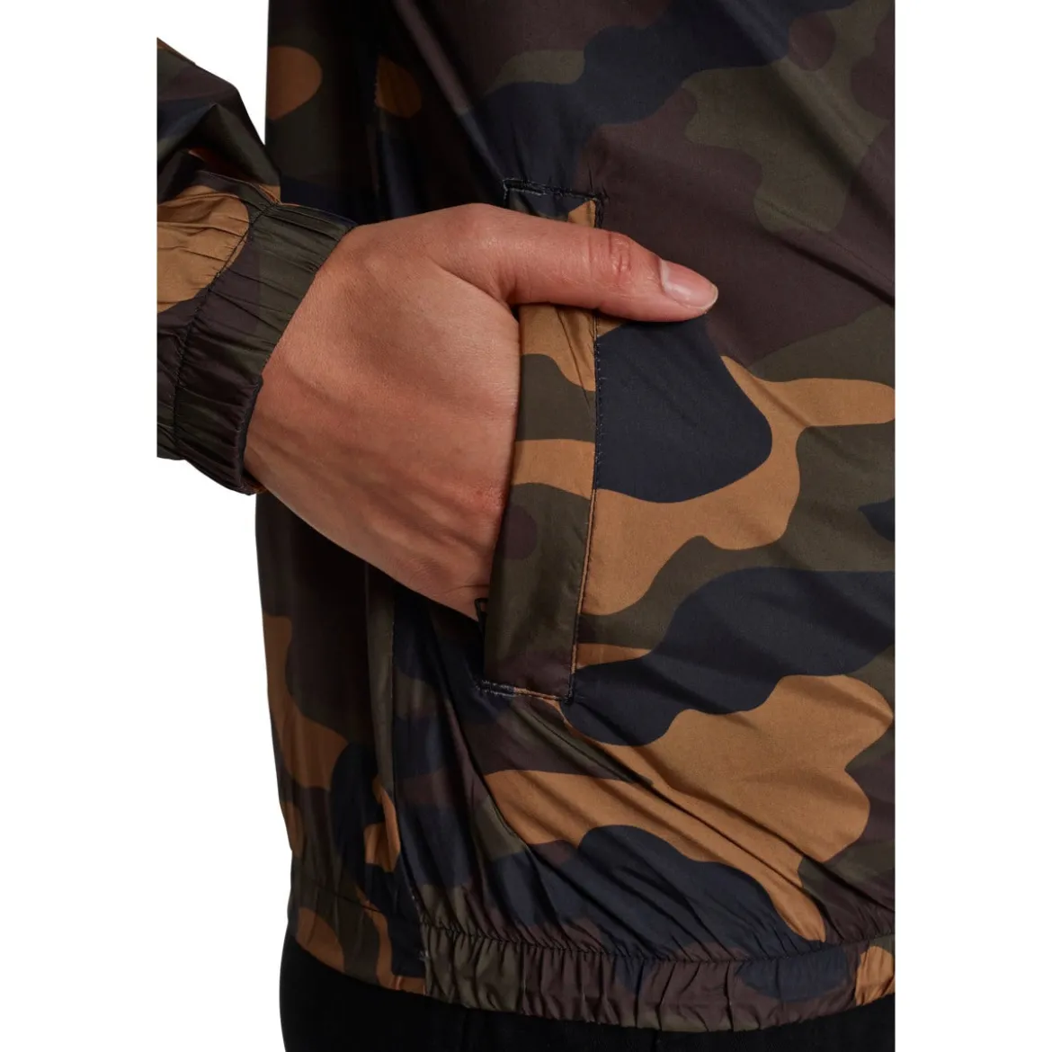 Urban Classics Camo Pull Over - välikausitakki, woodcamo
