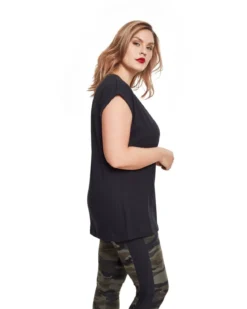 Urban Classics Extended Shoulder - Naisten T-paita, musta