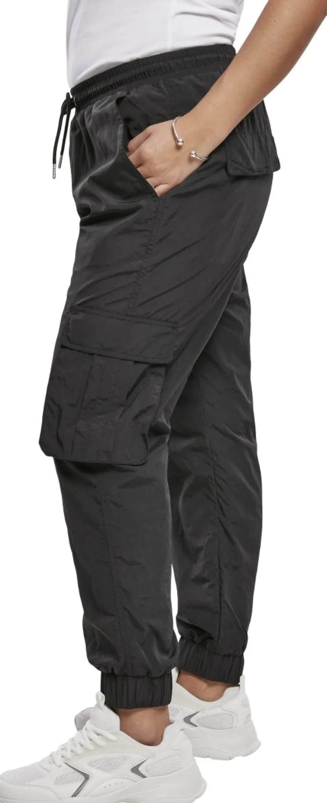 Urban Classics High Waist Crinkle Nylon Cargo Pants -Naisten reisitaskuhousut